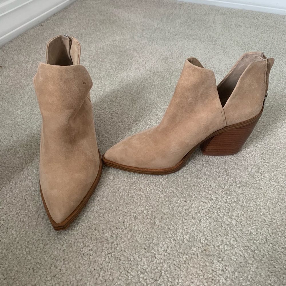 Vince camuto gigietta booties